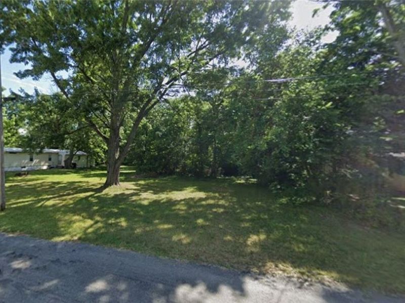 124 Howe Street , Lodi, OH 44254 Photo 3