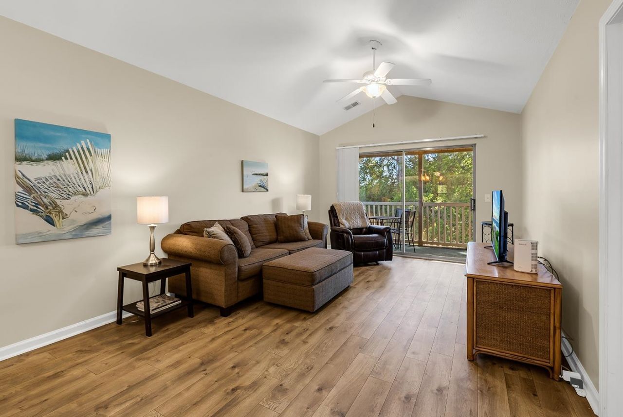 320 Pinehurst Ln.  Photo 13