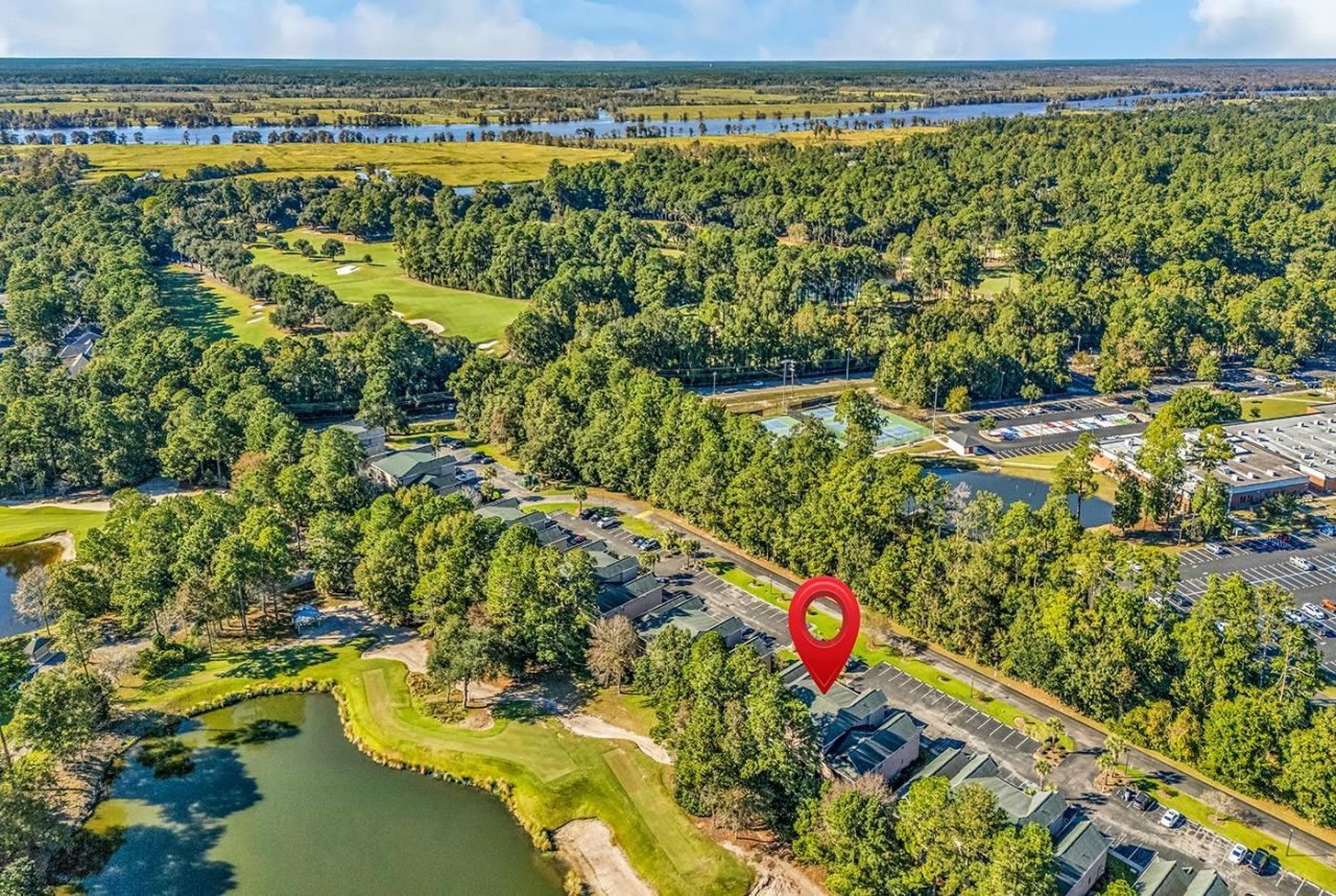 320 Pinehurst Ln.  Photo 6