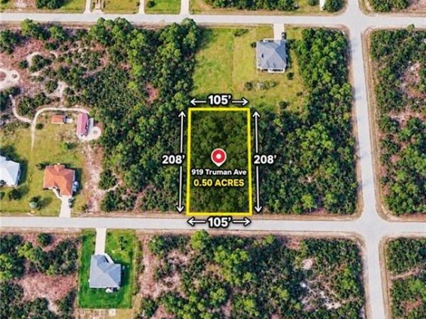 919 Truman AVE , LEHIGH ACRES, FL 33972