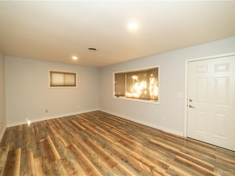 305 Lockheed Drive, Vandalia, OH 45377 Photo 7