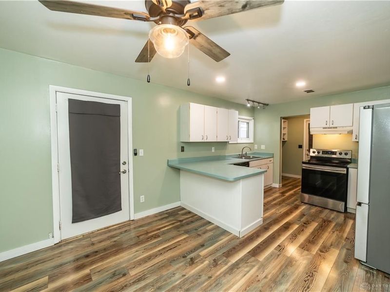 305 Lockheed Drive, Vandalia, OH 45377 Photo 9