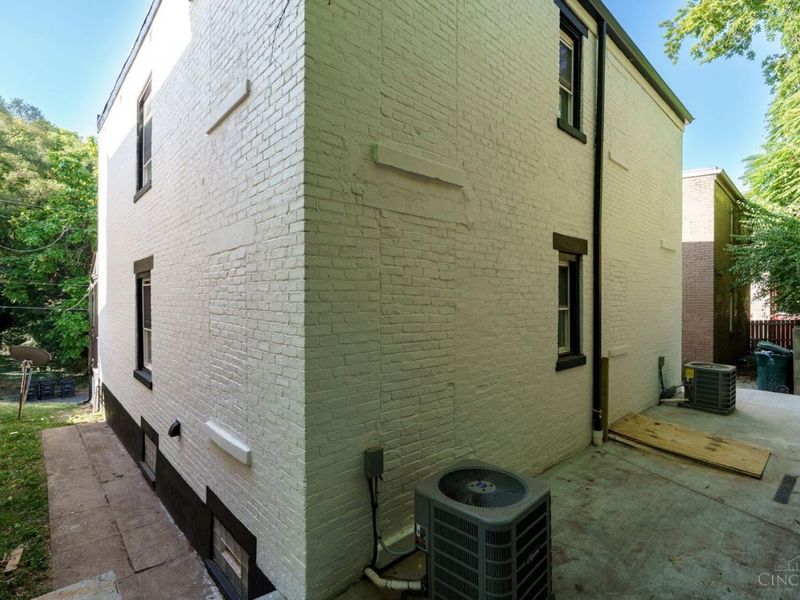124 Valencia Street, Cincinnati, OH 45219 Photo 30