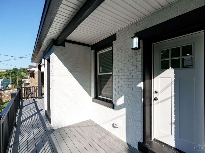 124 Valencia Street, Cincinnati, OH 45219 Photo 5