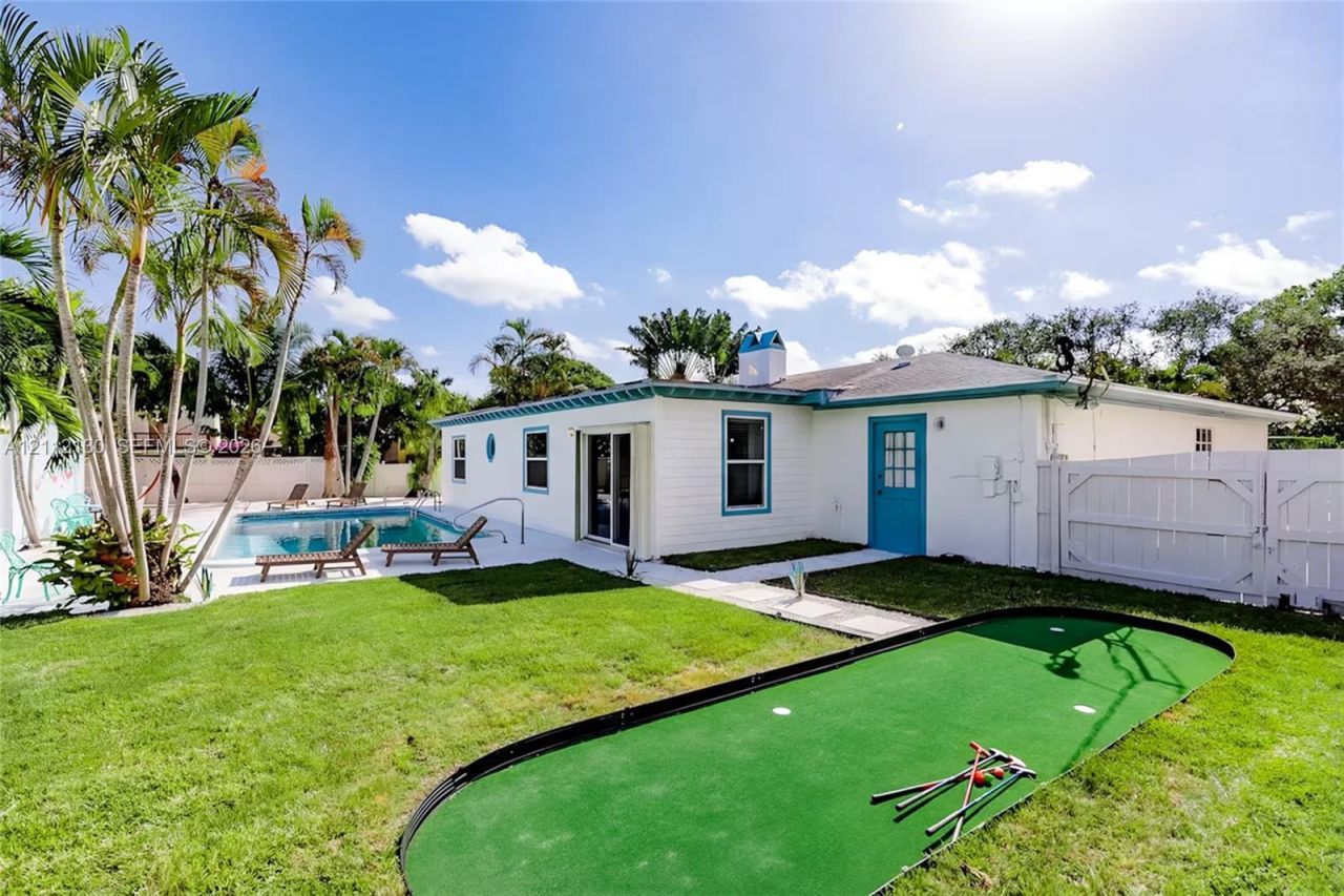6115 Lake Ave , West Palm Beach, FL 33405 Photo