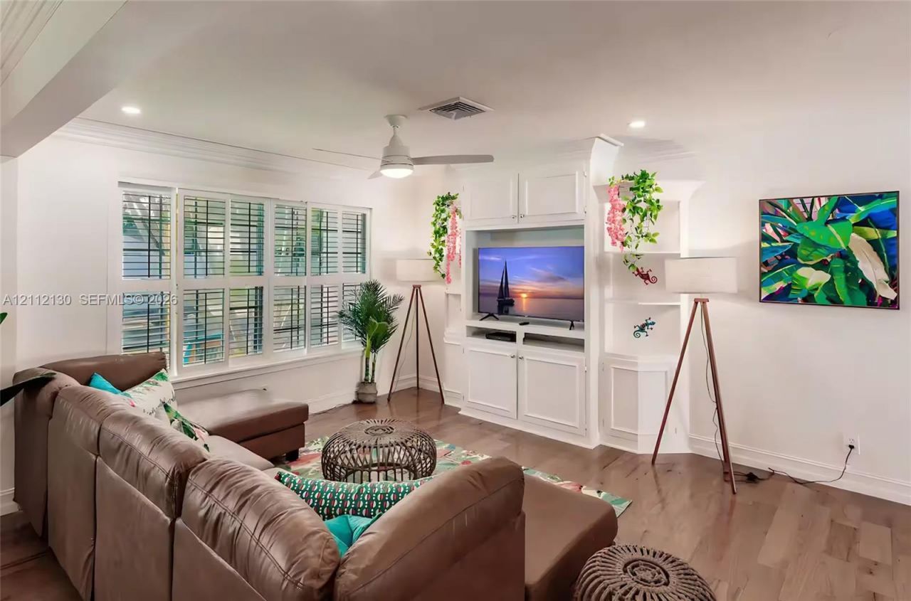 6115 Lake Ave , West Palm Beach, FL 33405 Photo