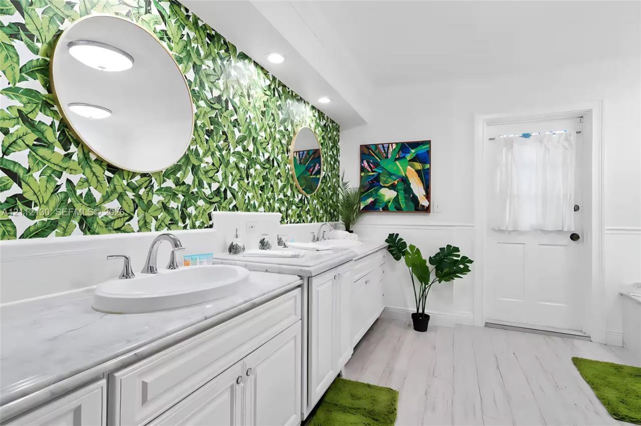 6115 Lake Ave , West Palm Beach, FL 33405 Photo
