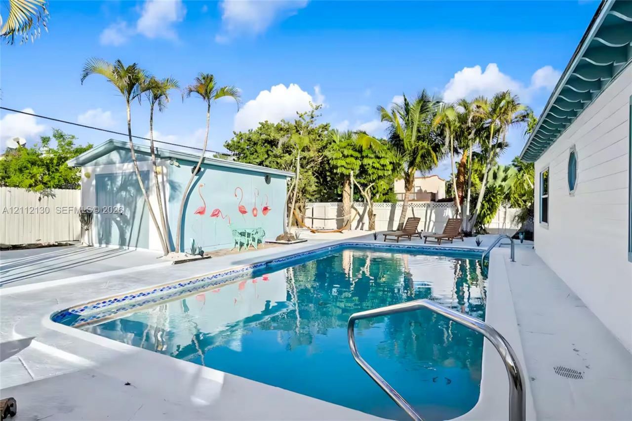 6115 Lake Ave , West Palm Beach, FL 33405 Photo