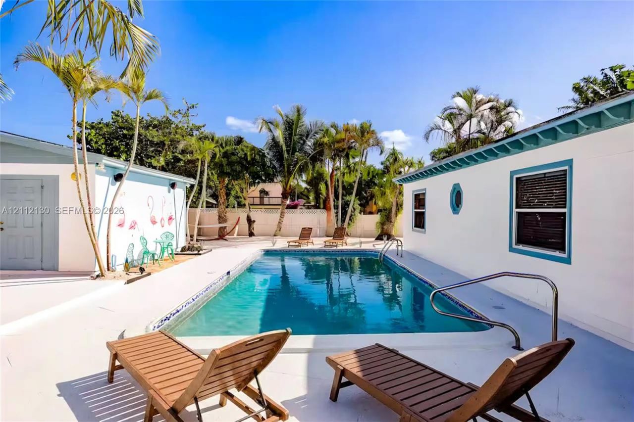 6115 Lake Ave , West Palm Beach, FL 33405 Photo