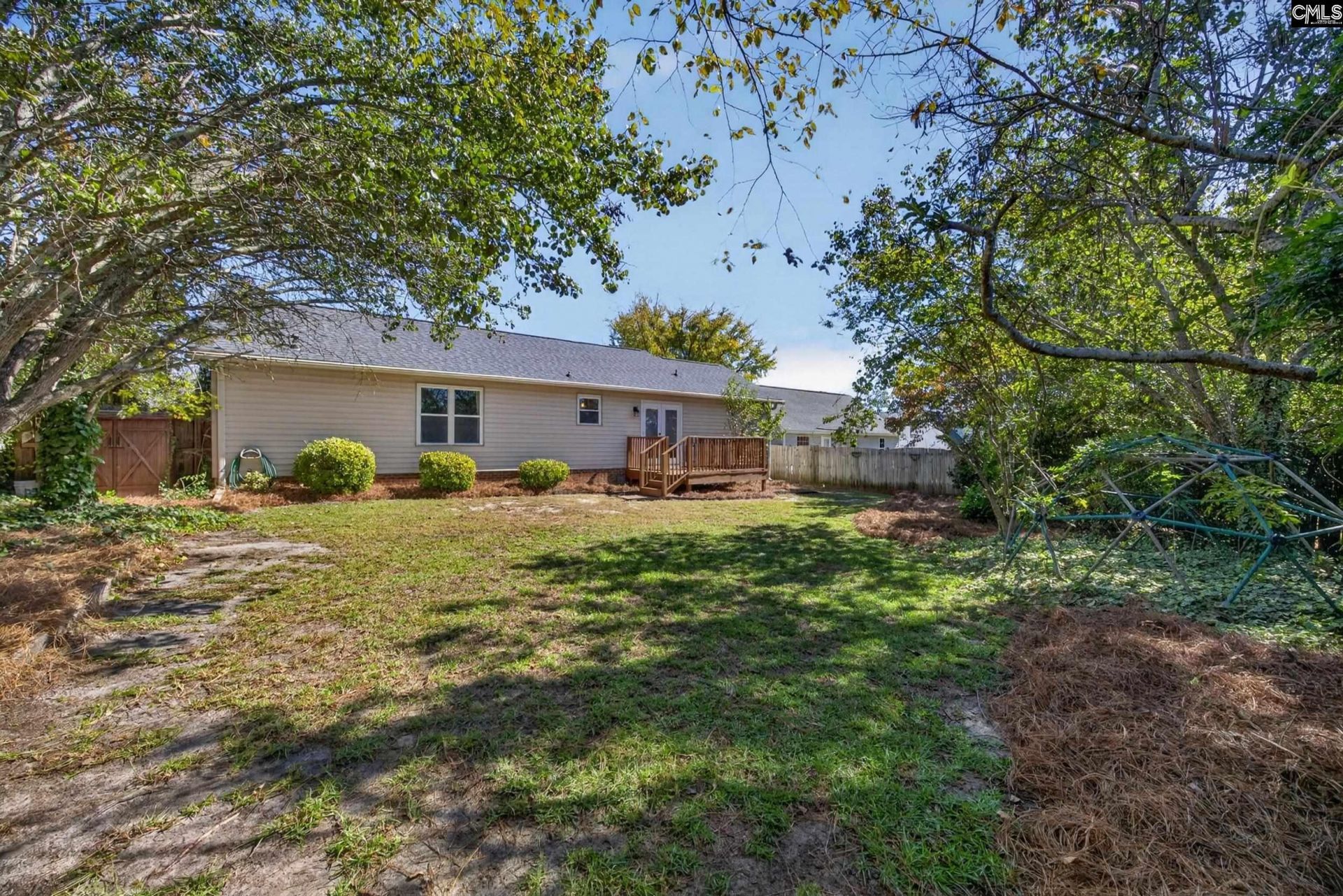 425 Elmhurst Court  Photo 23