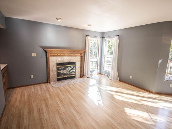 402 Cedar Valley Rd, Fredonia, WI 53021