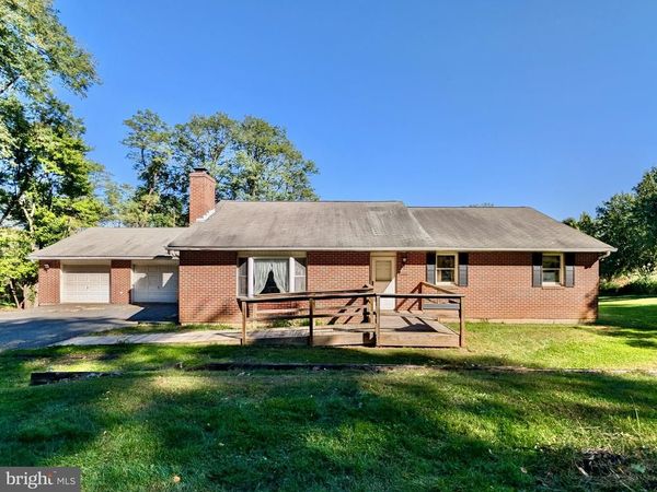 2507 ALPINE DRIVE , HELLERTOWN, PA 18055