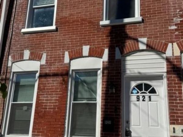 921 N PINE STREET , WILMINGTON, DE 19801