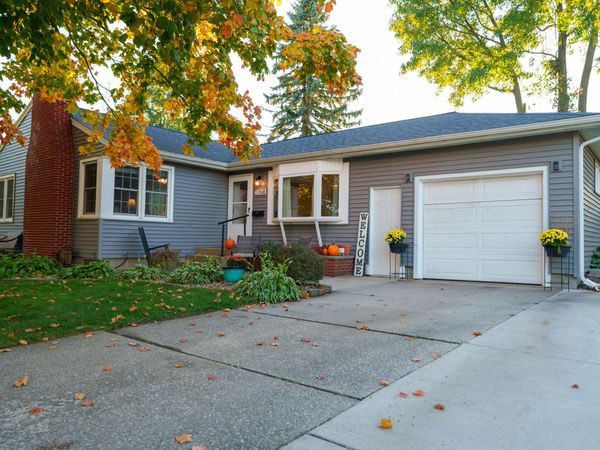 1208 Walton Avenue , La Porte, IN 46350