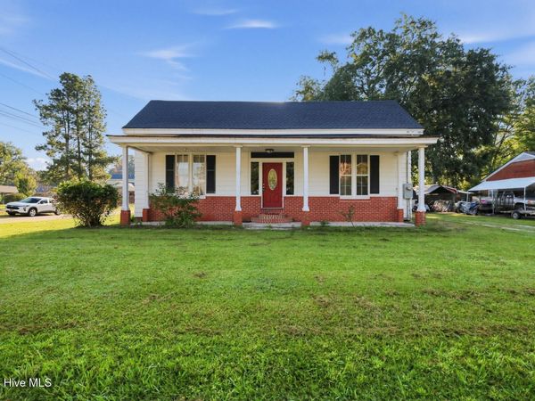 201 S Pender Street , Elm City, NC 27822