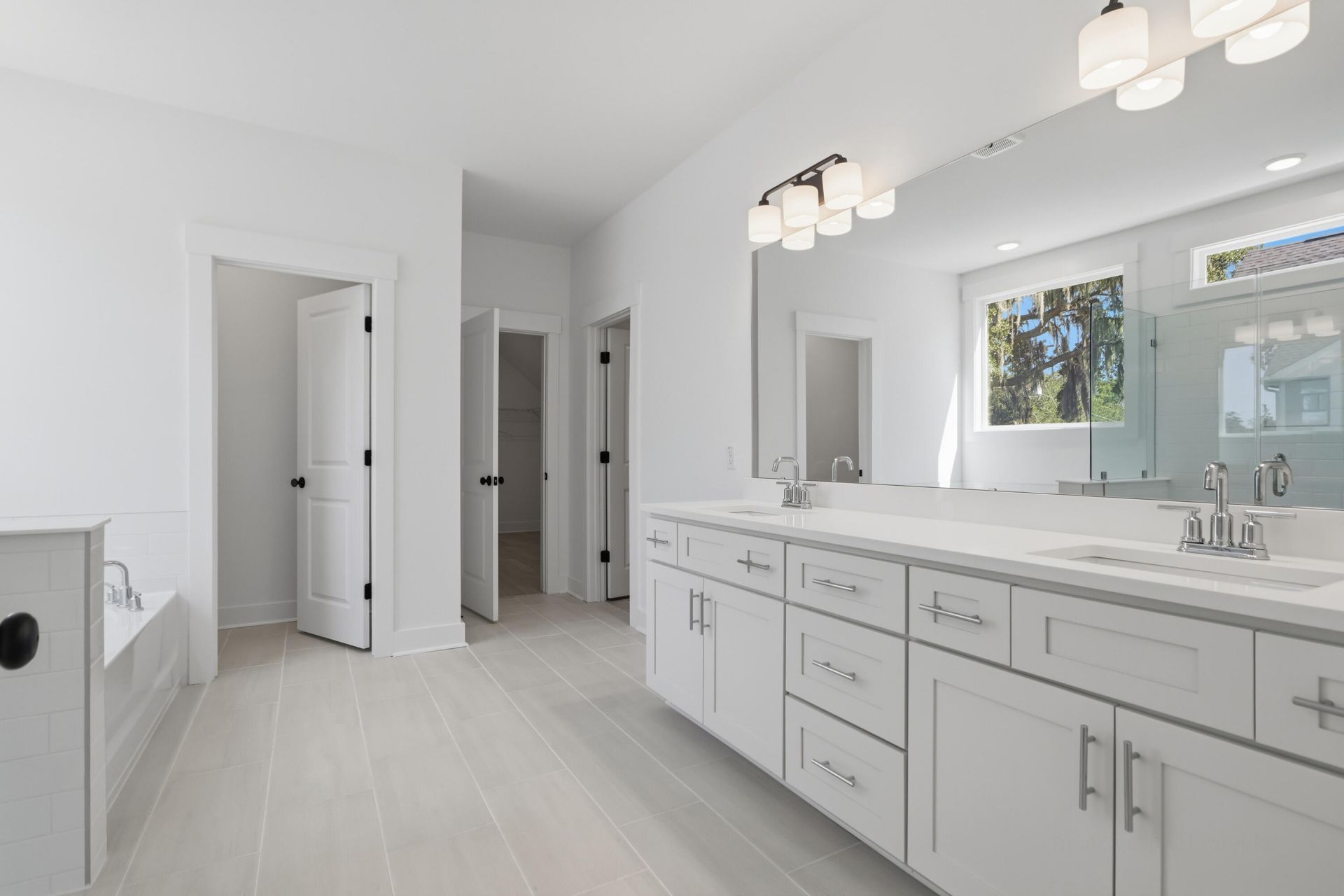 1411 Iroquois Street Photo 31