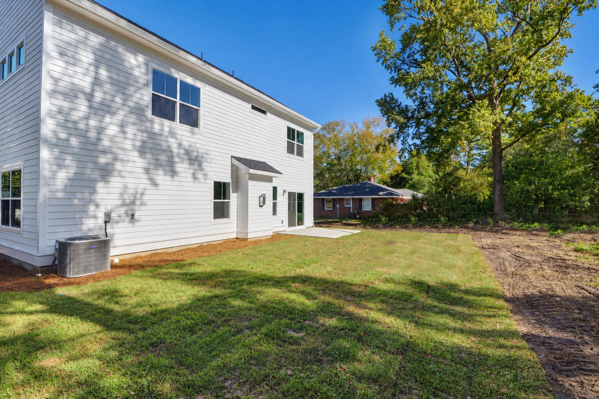 1411 Iroquois Street Photo 49
