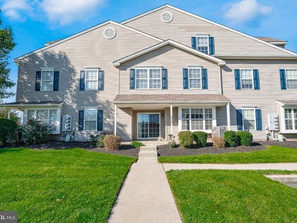 5206 DRAWBRIDGE COURT , ROYERSFORD, PA 19468
