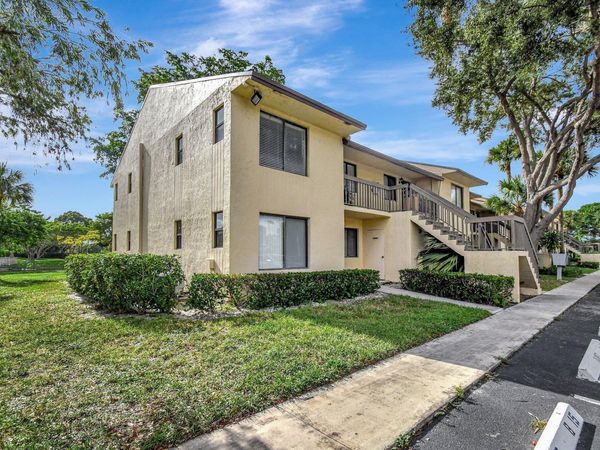 6660 SOMERSET Drive, Unit 102, Boca Raton, FL 33433