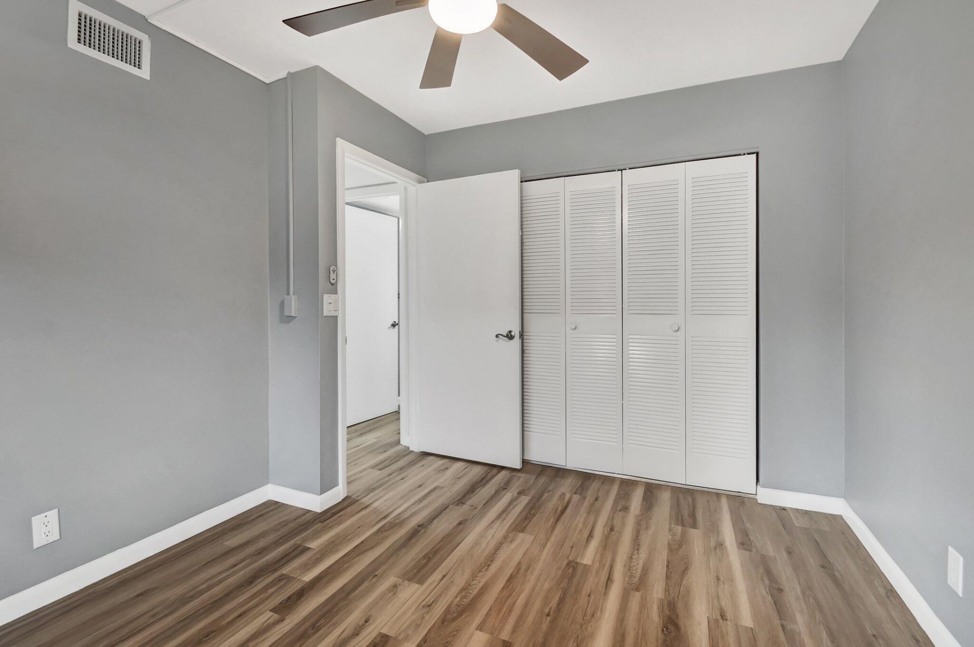 6660 Somerset Drive, Unit 102, Boca Raton, FL 33433 Photo