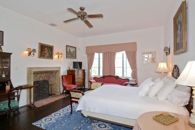 80 Middle Road, Palm Beach, FL 33480 Photo