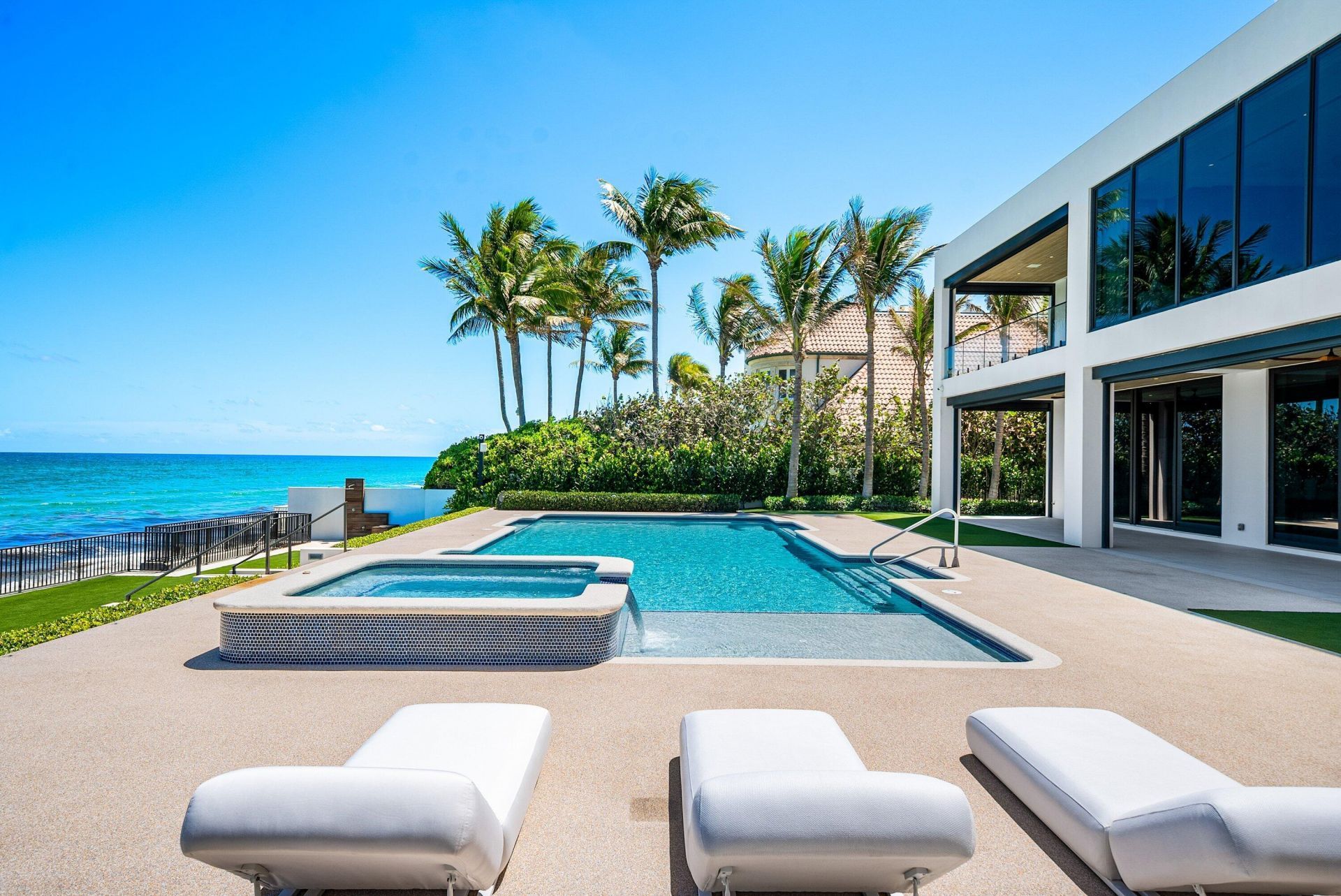 1260 S Ocean Boulevard, Manalapan, FL 33462 Photo