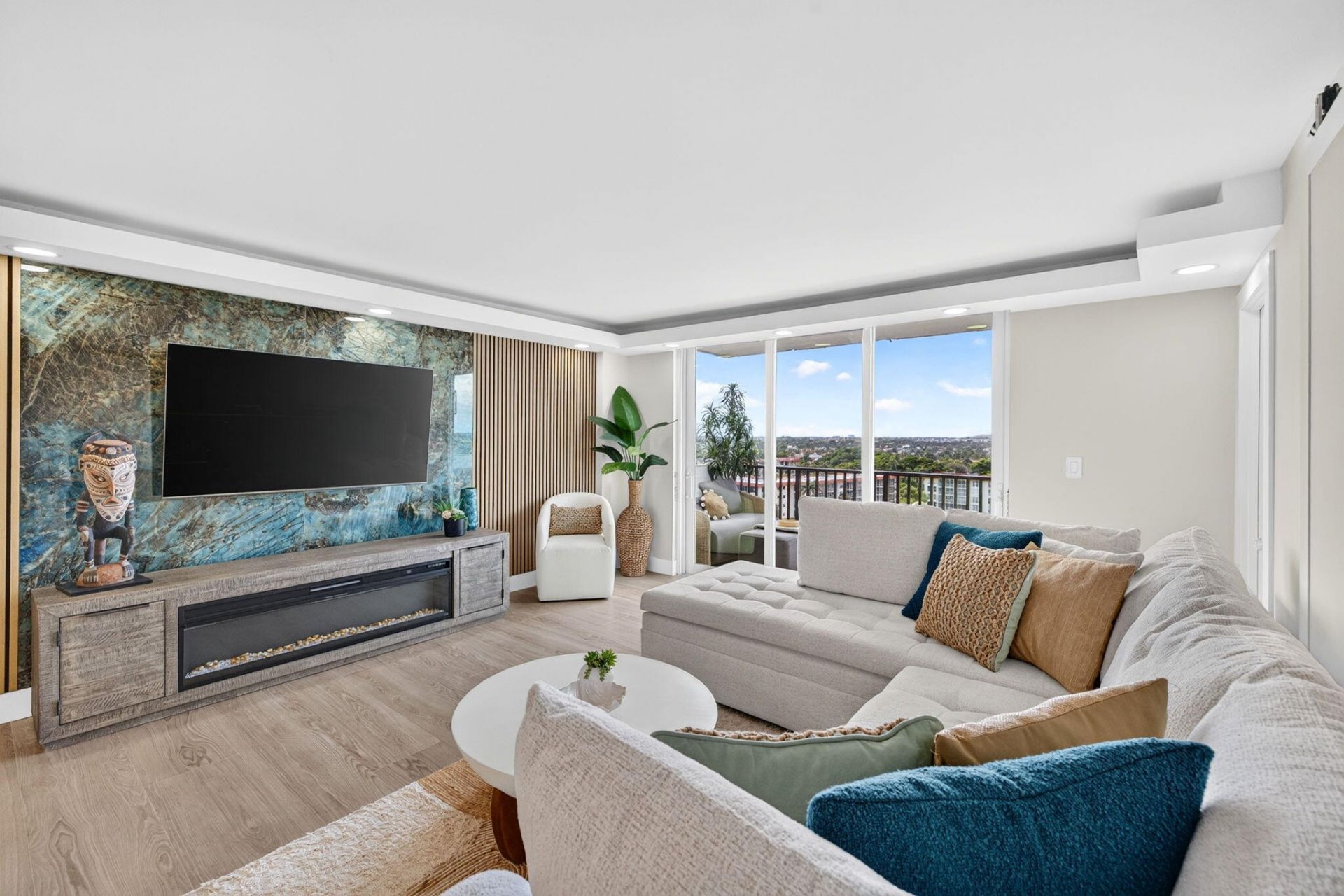 1150 Hillsboro Mile, Unit 911, Hillsboro Beach, FL 33062 Photo