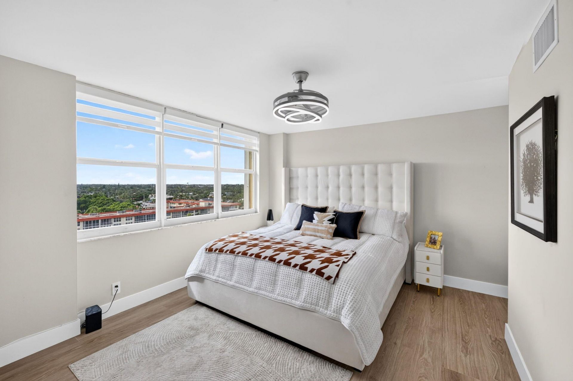 1150 Hillsboro Mile, Unit 911, Hillsboro Beach, FL 33062 Photo