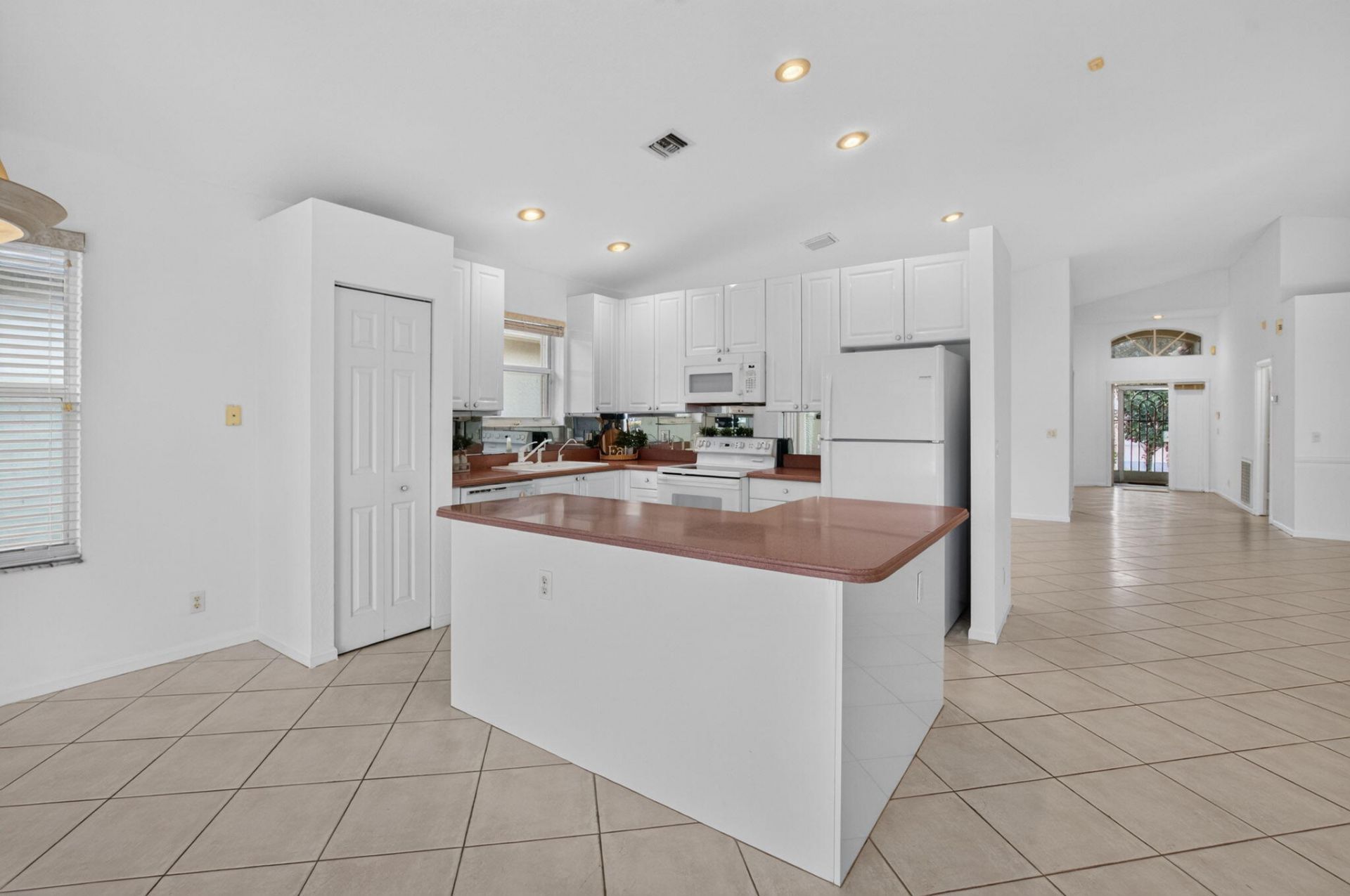 10410 Utopia Circle E, Boynton Beach, FL 33437 Photo