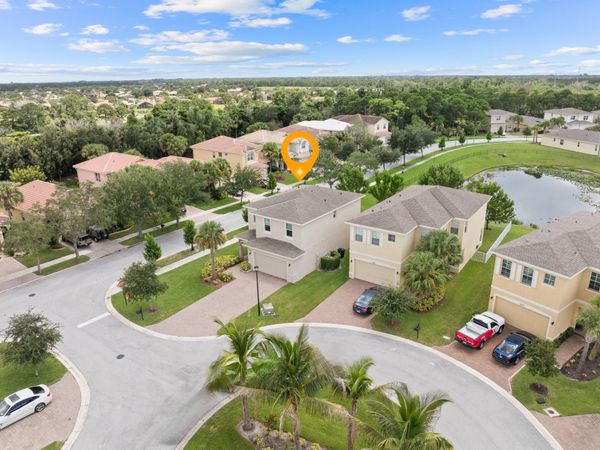 1301 NW Fiorenza Court, Port St. Lucie, FL 34986