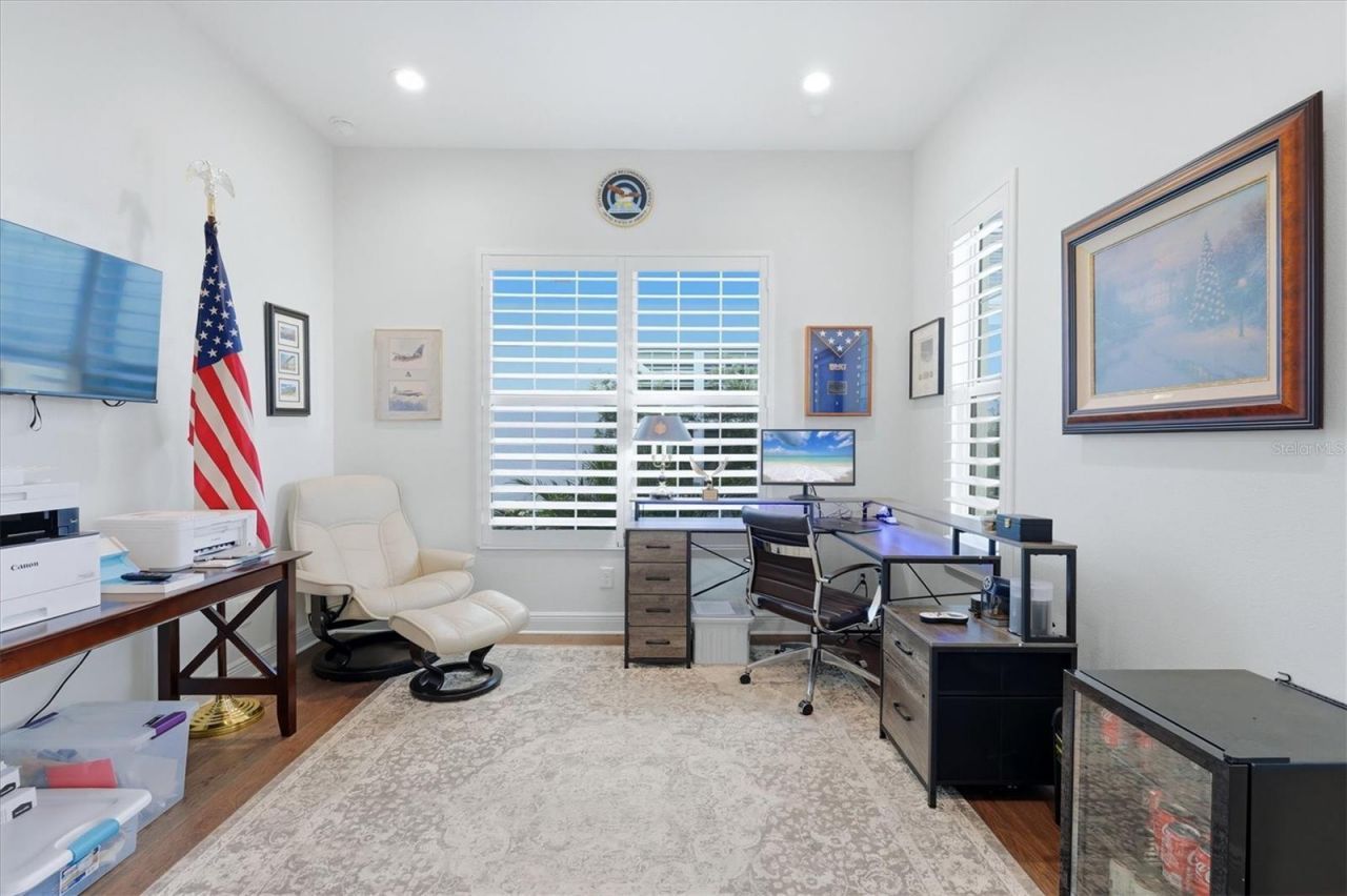 6233 Isla Del Ray Avenue, Sarasota, FL 34240 Photo