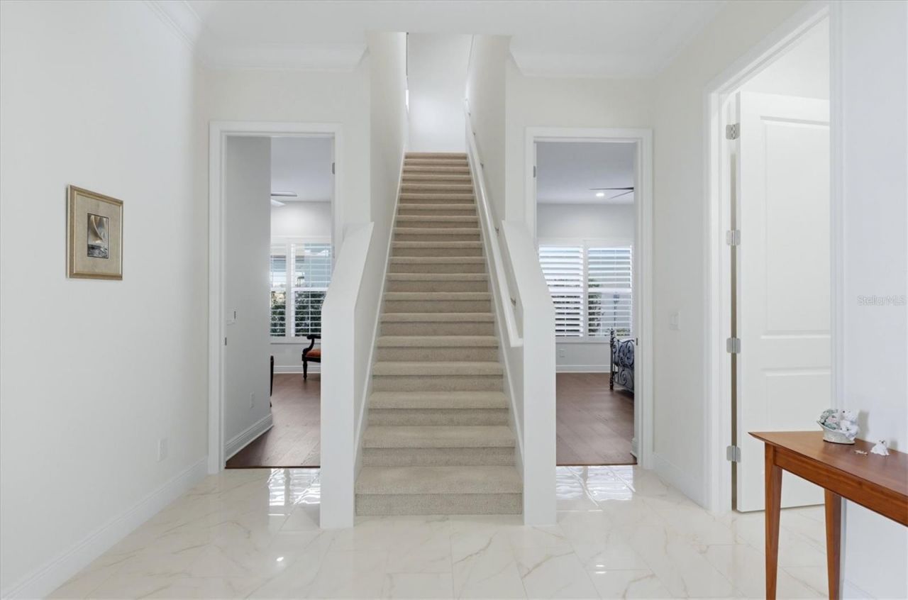 6233 Isla Del Ray Avenue, Sarasota, FL 34240 Photo