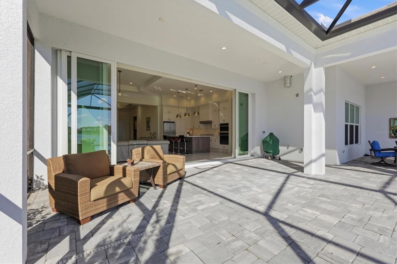 6233 Isla Del Ray Avenue, Sarasota, FL 34240 Photo