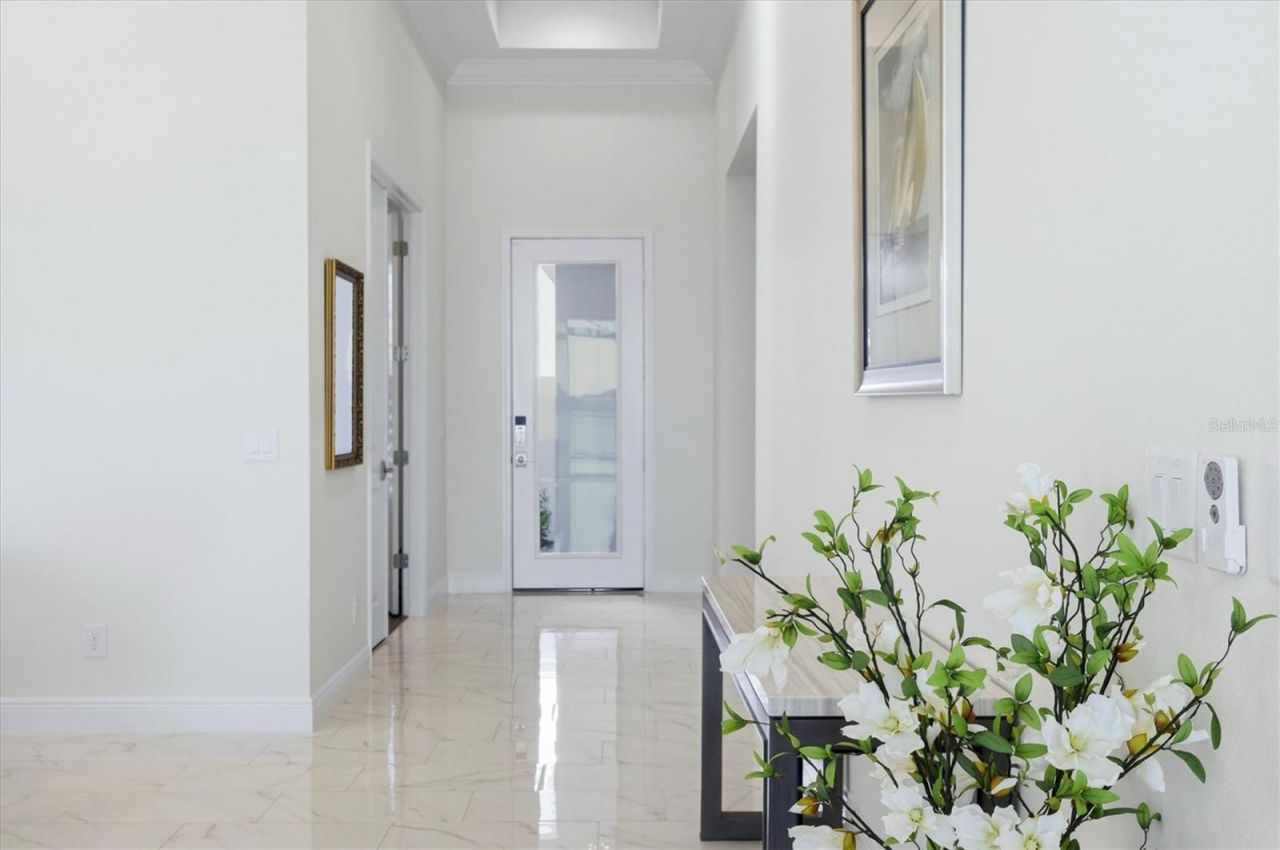 6233 Isla Del Ray Avenue, Sarasota, FL 34240 Photo