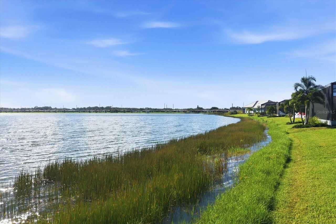 6233 Isla Del Ray Avenue, Sarasota, FL 34240 Photo