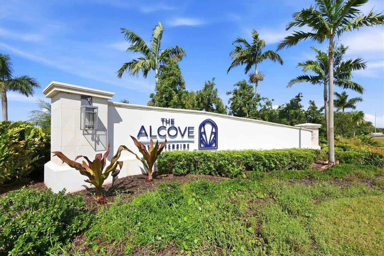 6233 Isla Del Ray Avenue, Sarasota, FL 34240 Photo