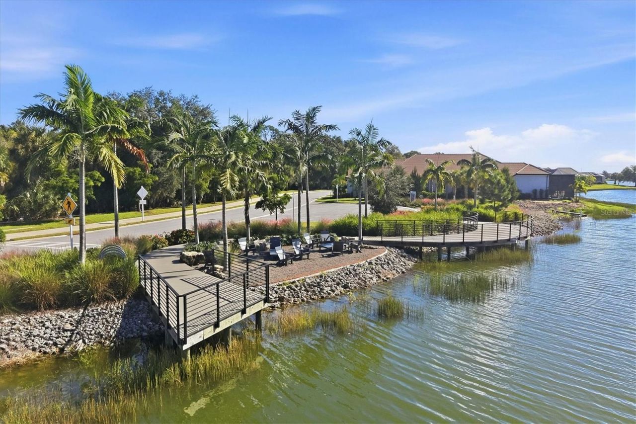 6233 Isla Del Ray Avenue, Sarasota, FL 34240 Photo