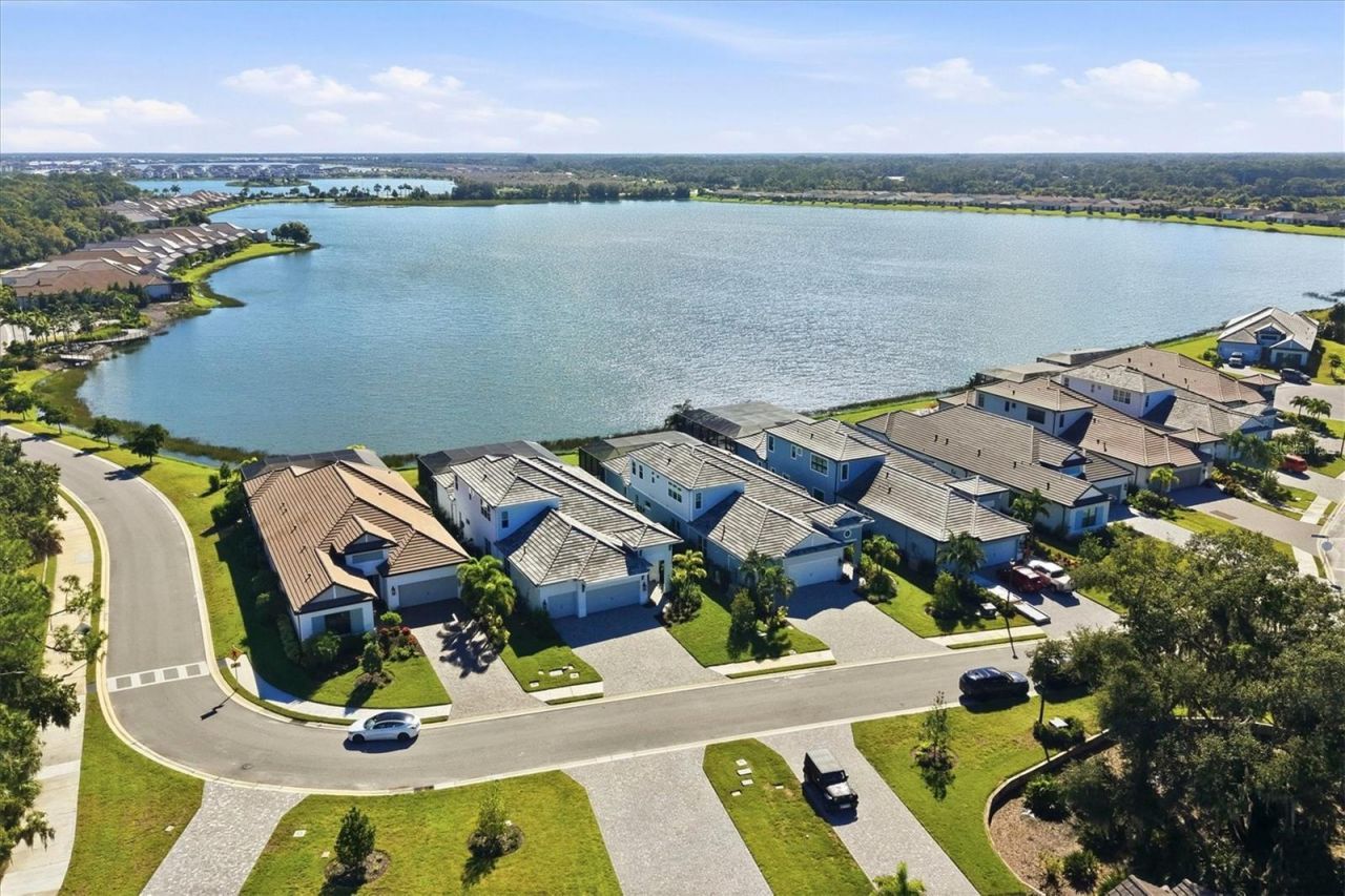 6233 Isla Del Ray Avenue, Sarasota, FL 34240 Photo