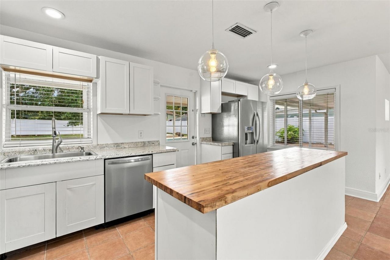 3021 Touraine Avenue, Orlando, FL 32812 Photo