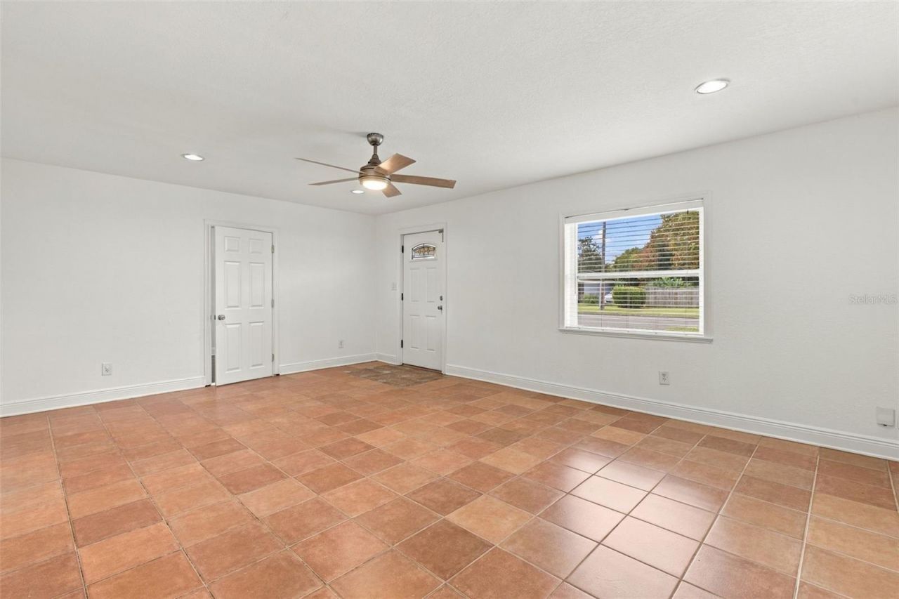 3021 Touraine Avenue, Orlando, FL 32812 Photo