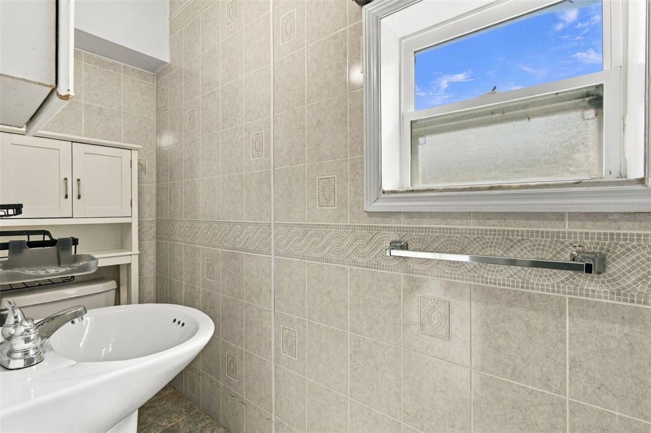 3021 Touraine Avenue, Orlando, FL 32812 Photo