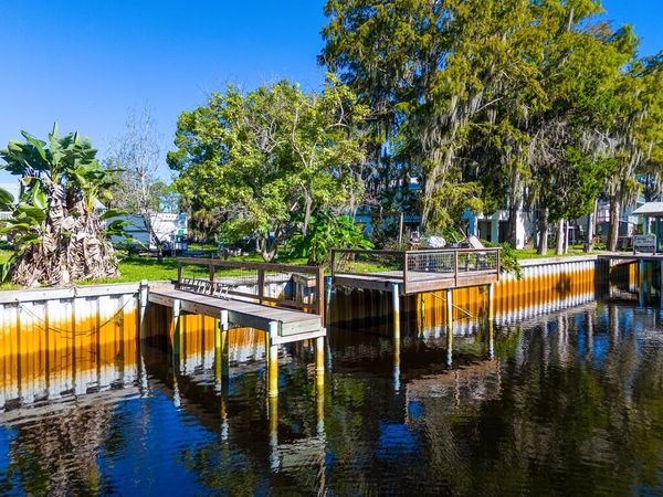 143rd St, Suwannee, FL 32692