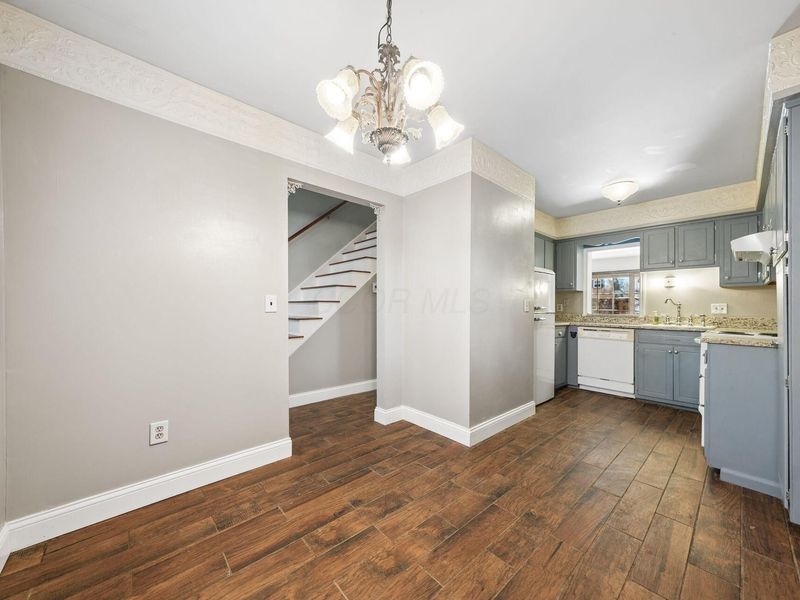4730 Merrifield Place, Unit 21, Columbus, OH 43220 Photo 10