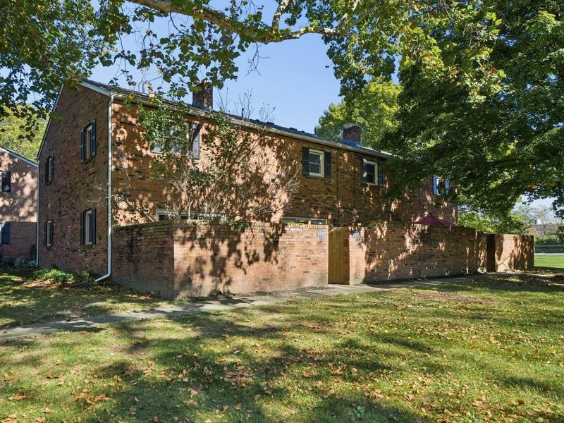 4730 Merrifield Place, Unit 21, Columbus, OH 43220 Photo 21