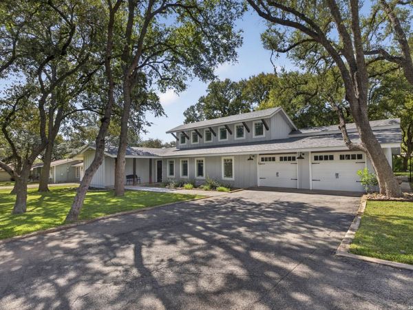 805 Encino Dr, New Braunfels, TX 78130