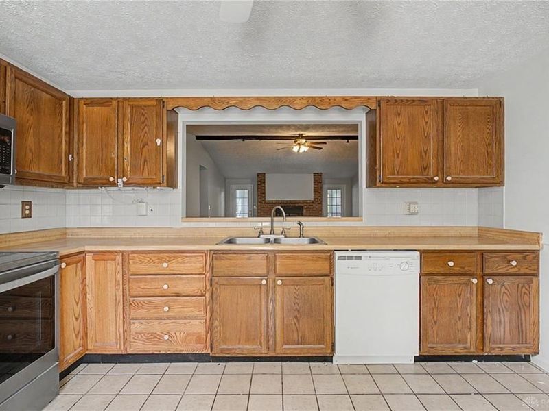 5799 Waynegate Road, Huber Heights, OH 45424 Photo 10