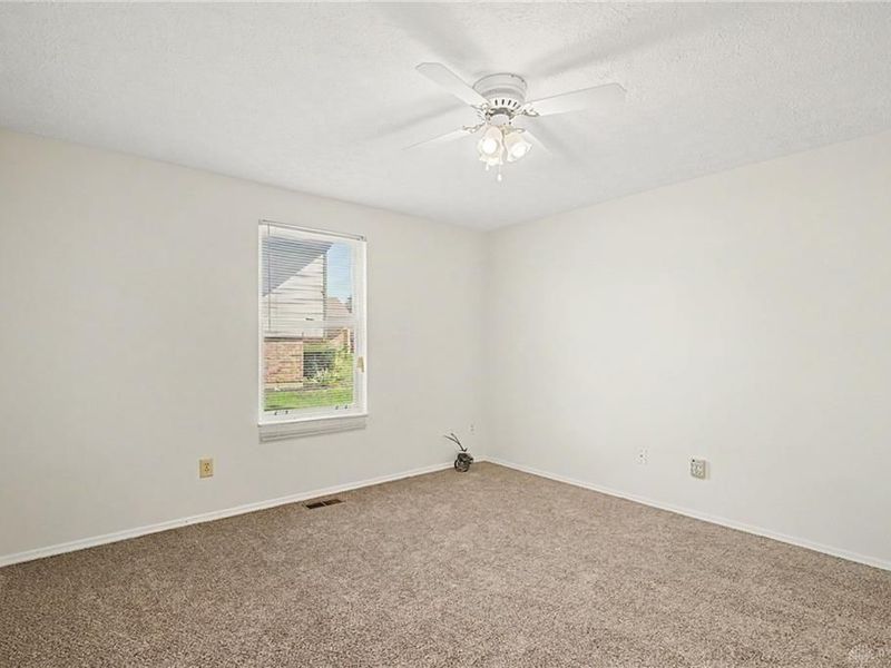 5799 Waynegate Road, Huber Heights, OH 45424 Photo 20