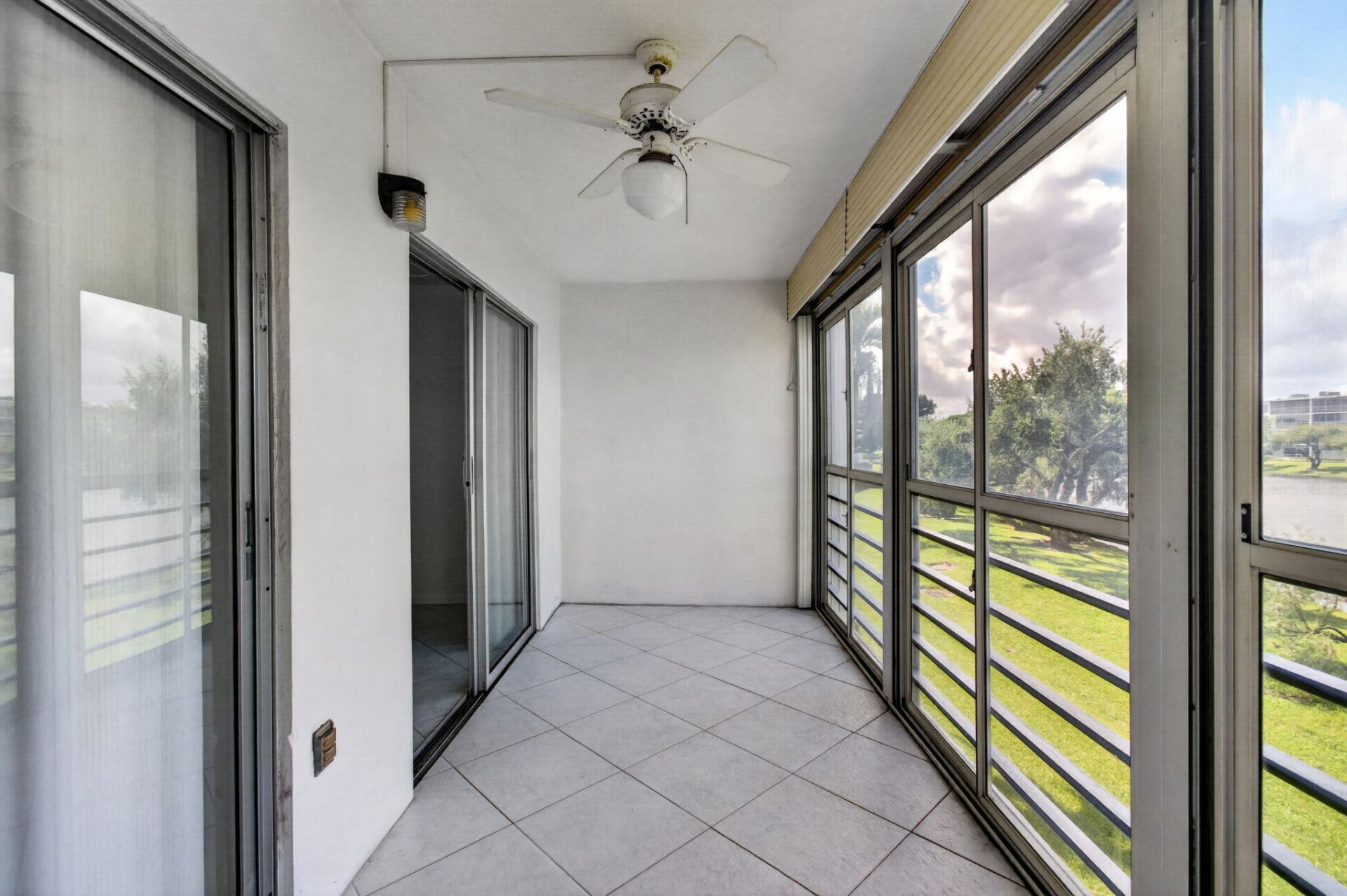 2025 Hythe B, Boca Raton, FL 33434 Photo
