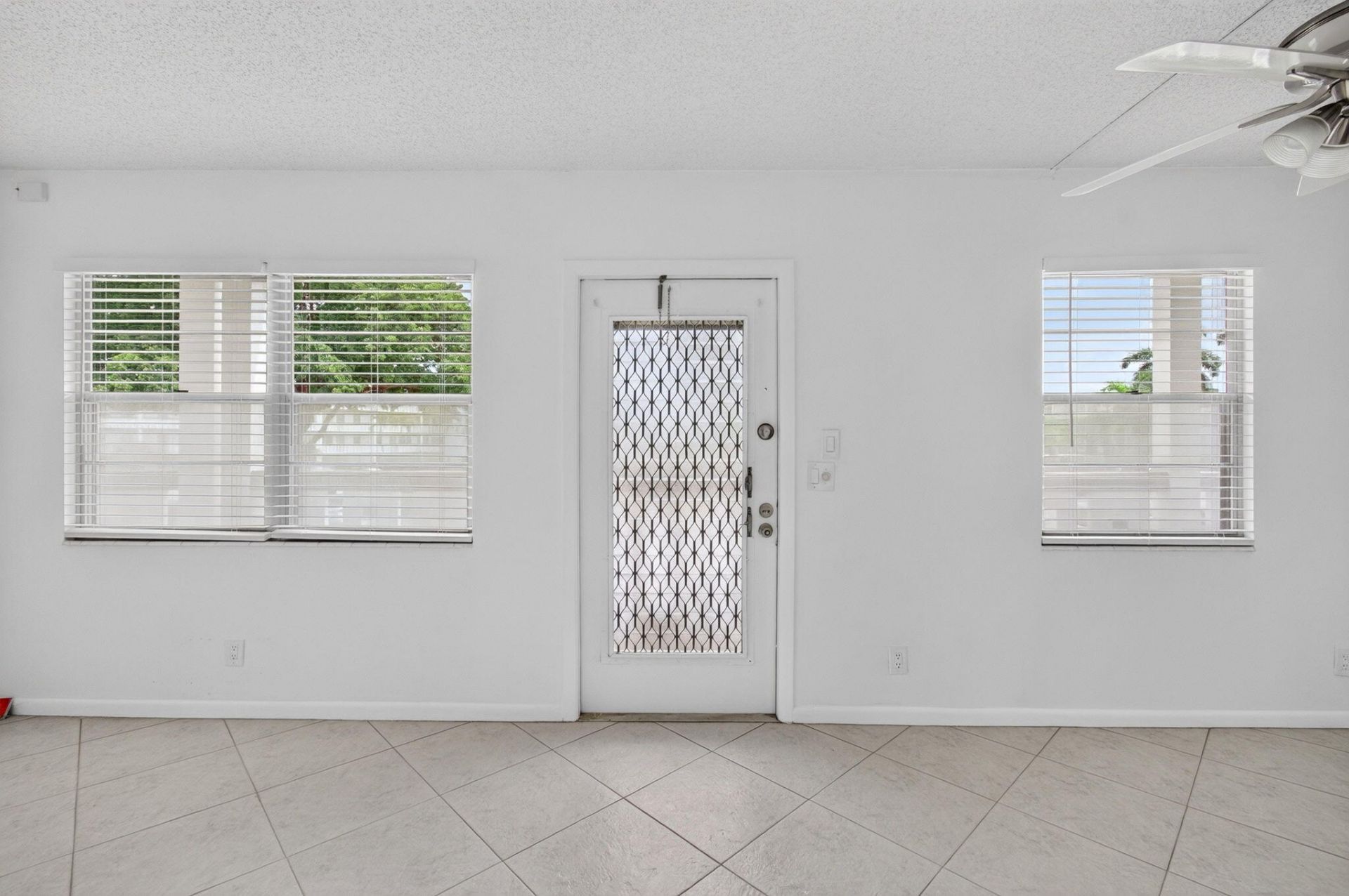 2025 Hythe B, Boca Raton, FL 33434 Photo