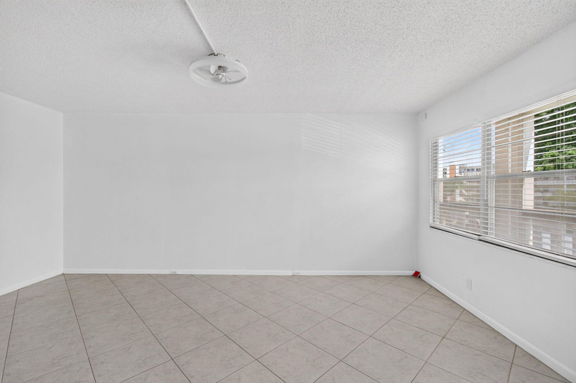 2025 Hythe B, Boca Raton, FL 33434 Photo